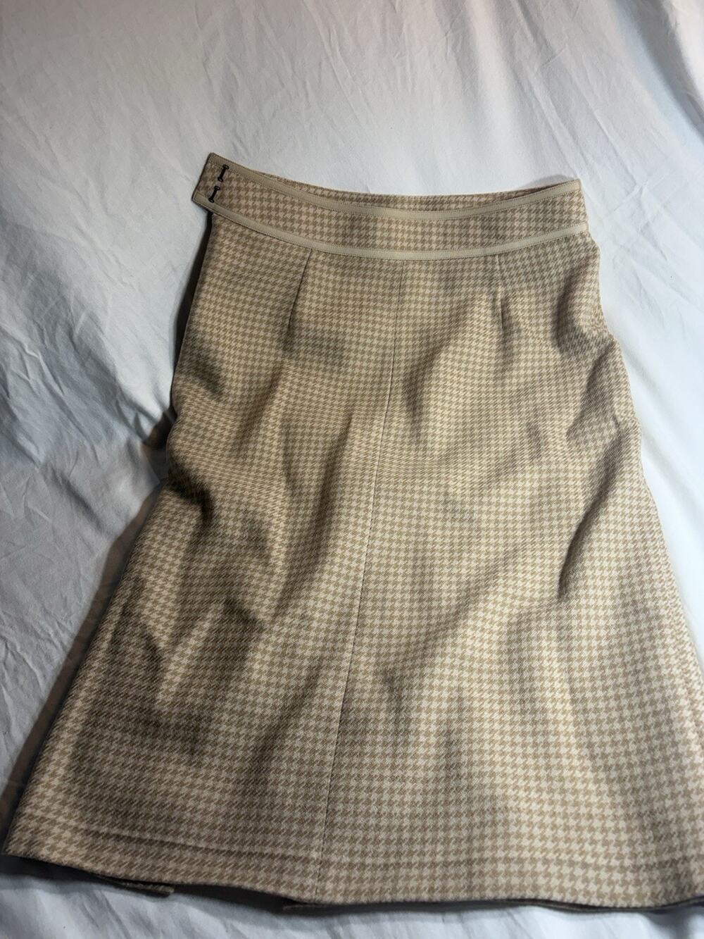 J Crew Women’s Pencil Skirt Size 8 Beige 100% Wool